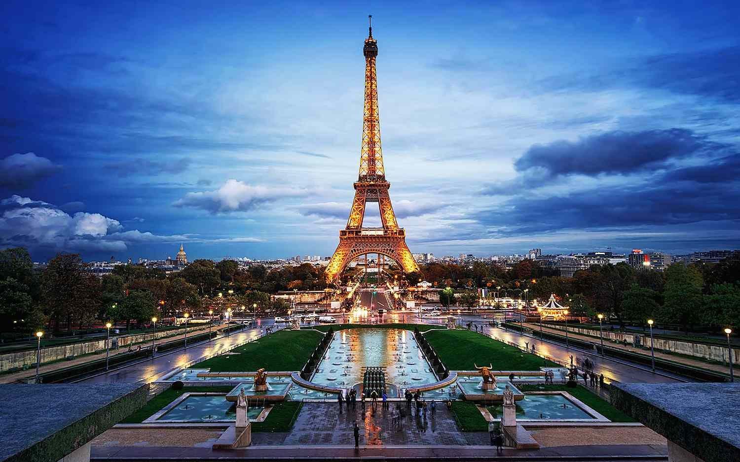 Tháp Eiffel Paris Pháp