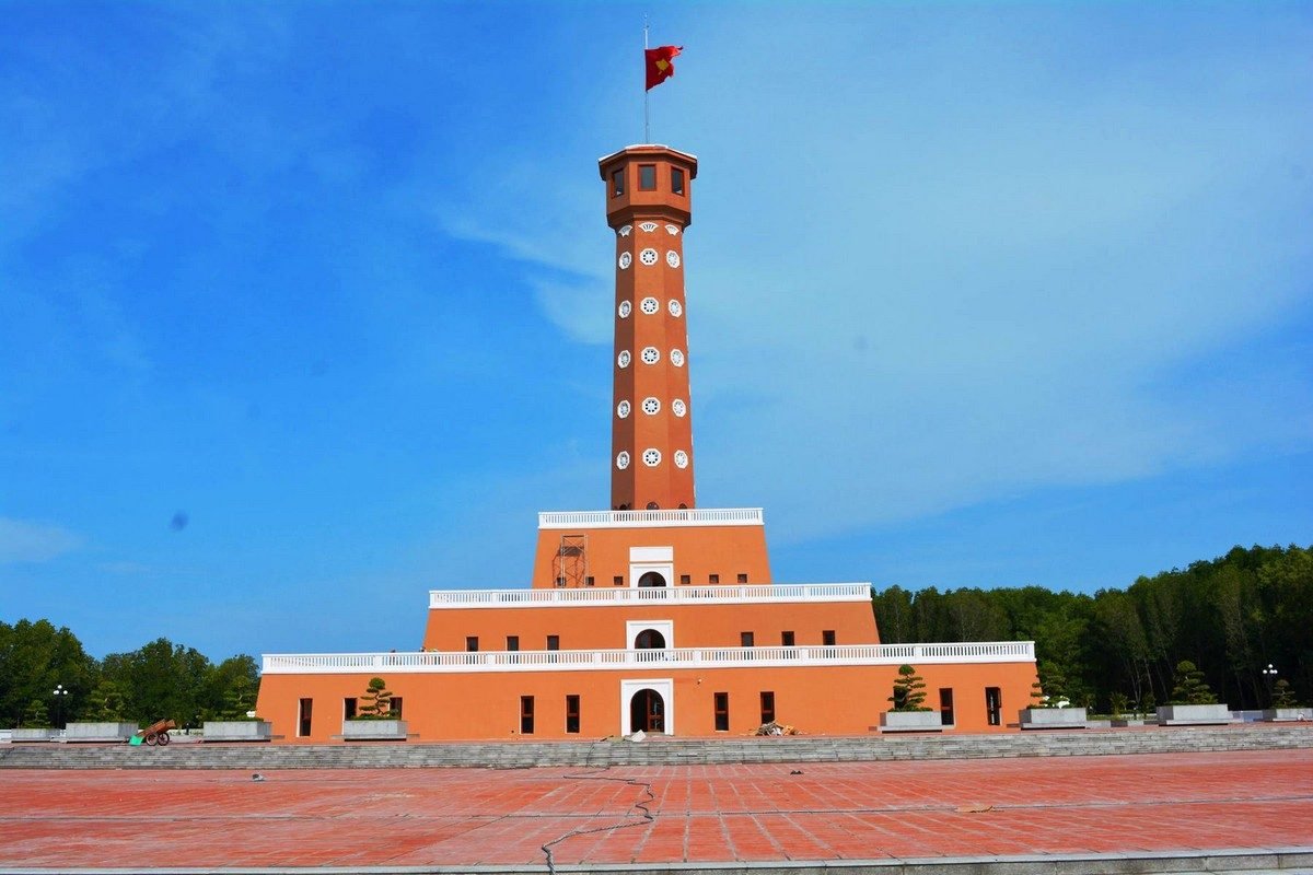 Mũi Cà Mau, cực Nam Tổ quốc