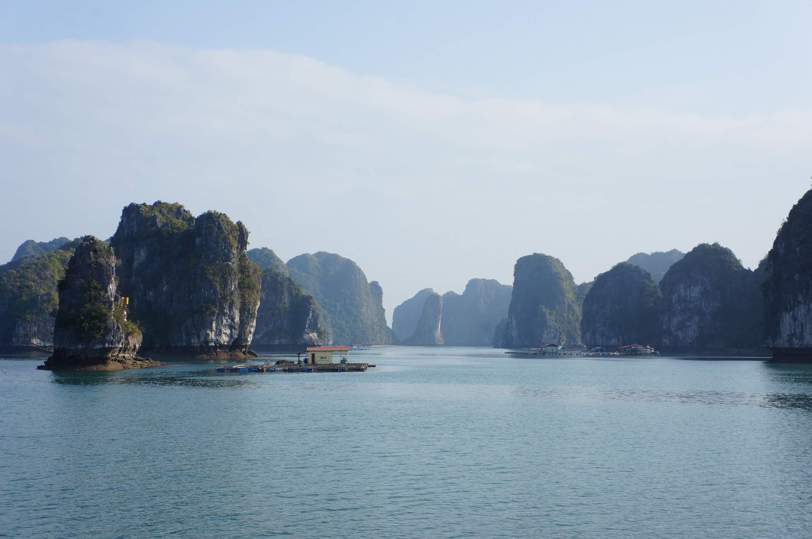 Vịnh Lan Hạ và đảo Cát Bà