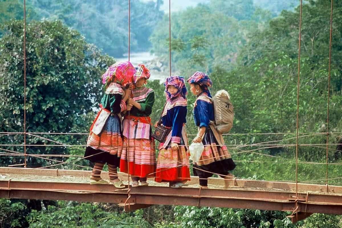 Bản làng và núi non Sa Pa